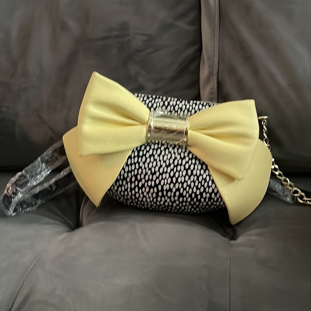 Purse - Picture 2 of 2